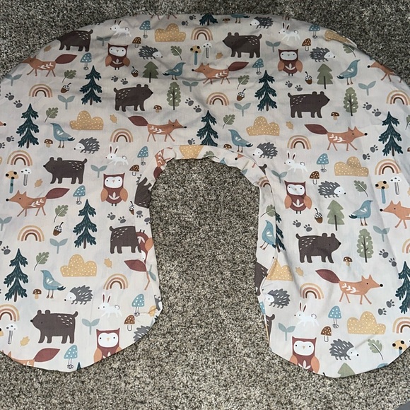 Boppy Cover - Picture 1 of 2